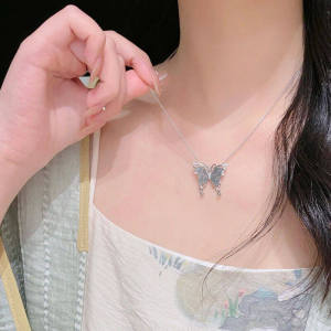 Corinna Ice Transparent Butterfly Necklace Female Niche Design Sense Clavicle Chain Exquisite Necklace