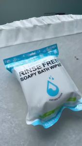25pcs Disposable Rinse Free Bathing Wipes Shower Wipes Foaming Towels Simply Dampen Lather and Dry for GYM and Camping
