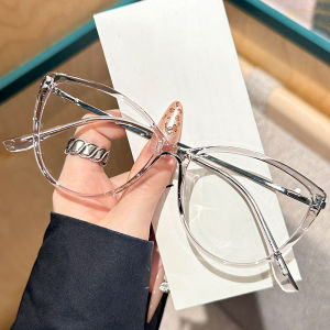 Cat Eye Fashionable Glasses Frame for Women Anti Blue Light Radiation Myopia Prescription Available round Face Slimming Effect