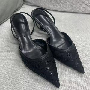 Giày Sandal Thời Trang Mùa Hè Nữ Hoa Mai Thêu Lưới Bao Đầu Đế Mũi Nhọn Cao Gót Đế Cao Su