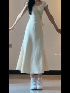 หวานฝรั่งเศสอ่อนโยน ชุด LU CHER ชุดแม็กซี่หวานฝรั่งเศสอ่อนโยน