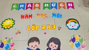 Trang trí " Chào mừng năm học mới Họp phụ huynh học sinh" ép plastic gắn sẵn nam châm lá