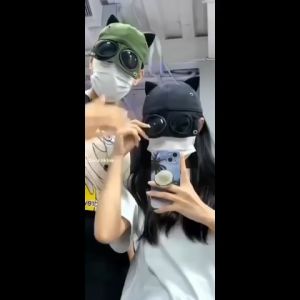 DuaDuaPertujuh Topi Kacamata Baseball Pria Wanita
