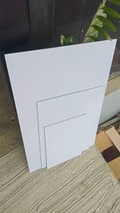 แผ่นพลาสวูด พลาสวูด PVC สีขาว ผิวเรียบ ความหนา 5 มิลลิเมตร Plasswood แบบสี่เหลี่ยม ทนแดดทนฝน น้ำหนักเบา อายุการใช้งานยาวนาน