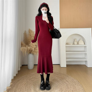 Slim Fit Long Knitted Dress with Fish Tail Design High Waist Design for Autumn And Winter Elegant Commute Style Pure Color