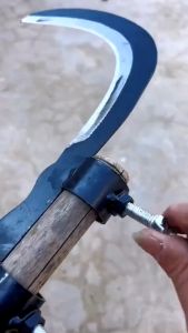 Đầu Liềm Cong Cắt Cây Đa Năng Bằng Thép Mangan - Chuyên Cắt Cành Trên Cao Vạc Cỏ Cắt Cau Chặt Chuối