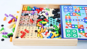 5-in-1 Wooden Chess Set – Snakes and Ladders Gomoku Aeroplane Chess Treasure Hunt Chinese Checkers Chinese Chess Weiqi | Portable Chess Board Games for Kids & Family