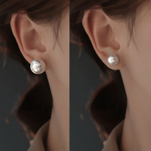 Pianist | Luxury S999 Silver Pearl No-Hole Ear Clips
