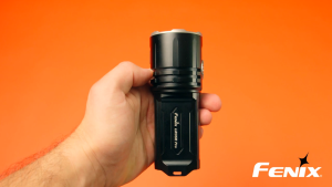 FENIX LR35R PRO – Đèn pin đa năng 10.000 lumen (đỏ UV Strobe SOS) cảm biến tiệm cận