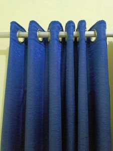 Gorden Blackout import Glossy motif serat kayu