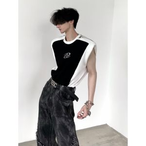 Autumn Mountain Wind Mens Metal Splicing Sleeveless Vest Summer Design American Style Shoulder Pad Vest Breathable Moisture Wicking