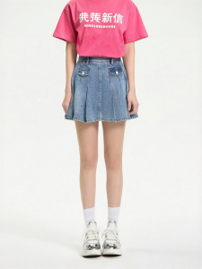 Comfortable Loose Womens Denim Pleated Skirt
