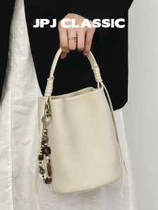 jpj | กระเป๋าสตางค์ทรงถังหนังวัวชั้นบน JPJClassic กระเป๋าสะพายไหล่ข้างเดียวสำหรับผู้หญิง กระเป๋าใส่โทรศัพท์มือถือขนาดเล็ก