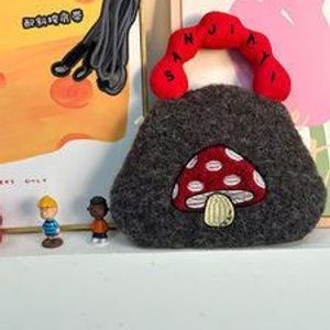 Cute Cartoon Plush Mobile Phone Bag Crossbody Handbag Womens Compact Storage Bag Parent-Child Outdoor Bag Soft Velvet Lining