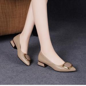 Spring Womens Pointed-Toe Chunky Heel Pumps Soft Leather Low-Heel Work Shoes Metal Buckle Decorated Commuter & Casual Shoes