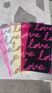 กระดาษห่อช่อดอกไม้ Love Love (SET 10 แผ่น)สไตล์เกาหลี วัสดุกันน้ำ ใช้ได้กับดอกไม้สดและดอกไม้ประดิษฐ์