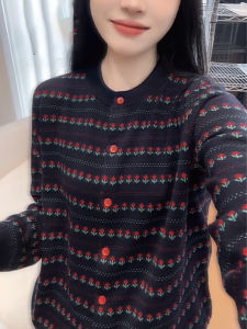 SUOXIMENG | เสื้อสเวตเตอร์ถักลายดอกไม้สีน้ำเงินเข้มไซส์ใหญ่สำหรับผู้หญิง ฤดูใบไม้ร่วง 2025 เสื้อแฟชั่นใหม่ที่เป็นมิตรกับผิวและลดอายุ