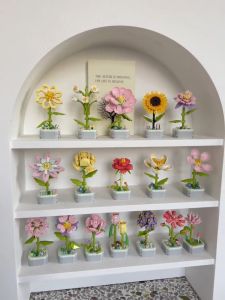 Eternal SunFlowers Building Block Bouquet: A Gift for Kids' Creative Play