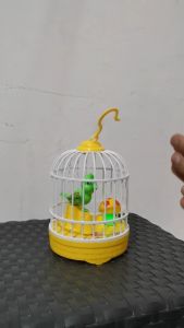 Mainan Burung Dalam Sangkar Bunyi / Mainan Burung Suara / Mainan Anak Burung Sangkar Bisa Nyala dan Bunyi