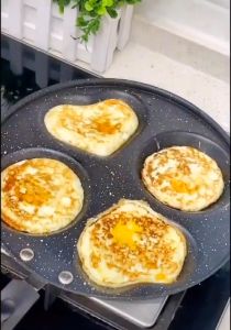 Iron Mini Frying Egg Pans Pancake Maker Small Frying Pan Skillet Omelet for Household Gas Stove Induction Cooker