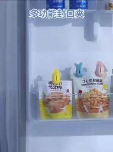 Multi-functional Magnetic Suction Sealing Clip Refrigerator Sticker Food Seal Clip Moisture-proof Clip
