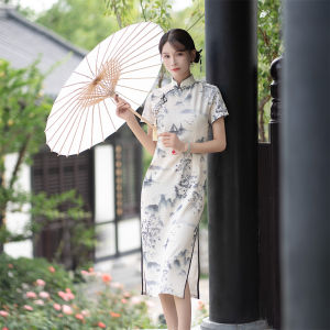 ชุดกี่เพ้าจีนใหม่แขนสั้นฤดูร้อนสำหรับผู้หญิง เดรสยาวปานกลางสีพื้น ทรงสลิมฟิต ผ้าผสมโพลีเอสเตอร์ ชุดกี่เพ้าจีนสุดหรูหรา