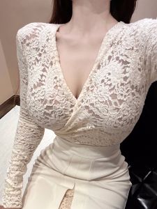 Siri 3D Flower ลูกไม้ เสื้อฐานแขนยาว น้ําหนักสูง ยืดได้ Cross ดีไซน์ ผู้หญิง สลิมฟิต ความอบอุ่น ระบายอากาศได้ดี คุณภาพ เสื้อท่อนบน