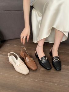 Venalisa พร้อมส่ง รองเท้าส้นสูงผู้หญิง หนังแท้ หัวเหลี่ยม ส้นเตี้ย ส้นหนา การยึดแบบตะขอและห่วง เหมาะสำหรับธุรกิจสำนักงาน