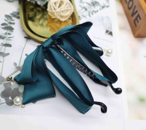 Kẹp Tóc Hình Quả Chuối Bằng Vải Lụa Cao Cấp Cỡ Lớn Nút Thắt Bướm Đuôi Dài Màu Xanh Lục Phong Cách Cừu Kẹp Tóc Thời Trang