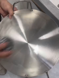 Two-Handle Wok with Gold Handle | Anti-Scratch Stainless Steel Coating Honeycomb Pattern Korean Style | Various Sizes Suitable for All Types of Cooking Wok Stainless Steel Nonstick Wok Frypot 28cm