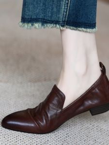 Meneer-M Vintage Soft Leather Slip-On Womens Shoes Spring 2025 Pointed Toe Deep Mouth Elastic Closure Small Leather Shoes