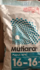 Pupuk NPK Mutiara 16-16-16 kemasan 1 kg