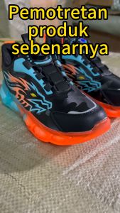 Sepatu Anak Laki-Laki EVA Pencocokan Warna & Ukuran 28-37