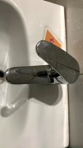 Vòi lavabo lạnh gật gù  KAG-KLL15 màu inox bóng sáng  vòi chậu rửa mặt gạt lên xuống nước mạnh êm tay dễ sử dụng