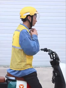 ALAS SILIKON BANTALAN HELM ANTI PANAS ANTI TEKANAN ANTI RAMBUT BERANTAIKAN BAHAN SILIKON LEMBUT BISA DI CUCI MUTLIFUNGSI UNIVERSAL UNTUK SEMUA BENTUK HELM