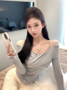 GUZILIAN | Áo thun nữ tay dài hở vai lưới mùa thu đông phong cách mới thiết kế xuyên giao mùa thường ngày cổ chữ V màu trơn dáng rộng