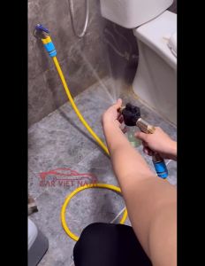 Vòi phun nước rửa xe tưới cây đa năng CAR54 có kèm bình tạo bọt chất liệu kim loại chống rỉ sét cao cấp