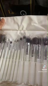 Lady Q ชุดแปรงแต่งหน้า 13 ชิ้น STB13w1 ครบเซ็ต ขนแปรงเนียนนุ่ม แน่นหนา คุณภาพดี สีติดง่าย ไม่หลุดร่อน พร้อมประเป๋าหนัง แสนคุ้มค่า!!! - สีขาว