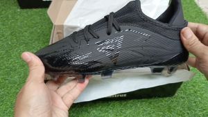 Sepatu Bola Gastruz Full Hitam Venture Terbaru Pria Wanita Gratis Kaoskaki