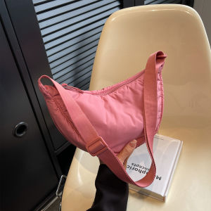 Large-Capacity Dumpling Bag for Women 2025 New Lightweight Autumn and Winter Crossbody Bag Versatile Commuter Bag Armpit Crescent Bag Student Mobile Phone Bag