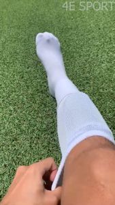 Tất Vớ Thể Thao Mang Ống Đồng Bảo Vệ Chân - Có Thể Đeo Làm Bao Tay Chống Năng - 1 Đôi (8 Màu)