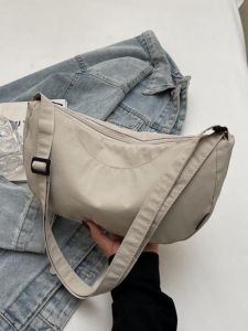 Fashionable Simple Dumpling Shaped Shoulder Bag for Women 2025 New Korean Style Casual Commute Crossbody Bag Student Versatile Cloth Bag