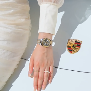 POEDAGAR Luxury Women Watches Luminous Waterproof Week Date Stainless Steel Watches