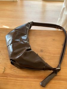 Casual Loose Korean Style 2025 New Cow Horn Bag Large Capacity Womens Crossbody Dumpling Bag Versatile Leisure Waist Bag