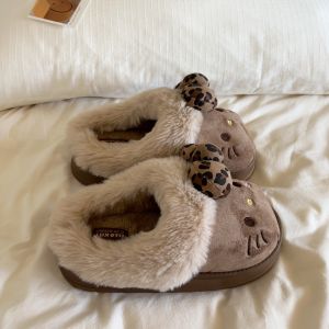 Dép Bông Hoạt Hình Dễ Thương Cho Nữ Mùa Đông 2025 Dép Bông Cotton Chống Trượt Dép Đi Trong Nhà Cho Học Sinh Dép Đế Bằng Đế EVA