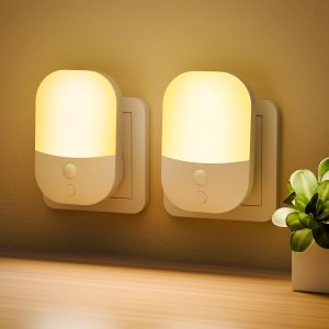 Plug in Night Light with Dusk to Dawn Photocell Sensor 5 Adjustable Brightness Levels ON/Off/AUTO Modes 3000K Warm White LED