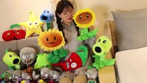 (In Stock) 30cm Plants vs. Zombies ZOMBIES PVZ Soft Plush Toy Cartoon Plush Soft Stuffed Doll Childrens Christmas Gift