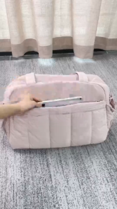 Travel Duffle Bag Lightweight Gym Bag Puffer Tote Bag Luggage for Women Weekender with Waterproof Multi Pocket Beg Balik Kampung Beg Baju健身包行李包
