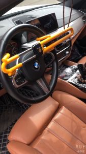 【SKIT SG】Universal Twin Hooks Car Steering Wheel Lock Anti-Theft Vehicle Lock with Keys Adjustable Car Essentials Antitheft Locking Devices Heavy Duty Telescopic Double Hook Car Lock Steering Theft Protection for Car SUV RV Truck Van