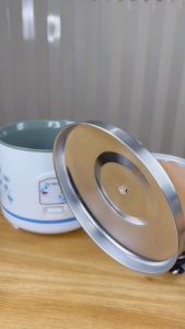 MyHome หม้อหุงข้าวไฟฟ้าคลาสสิค ขนาด1ลิตร รุ่น A104T/หม้อหุงข้าวไฟฟ้าMY HOME 1.8 ลิตร รุ่น A706T รับประกัน2ปี